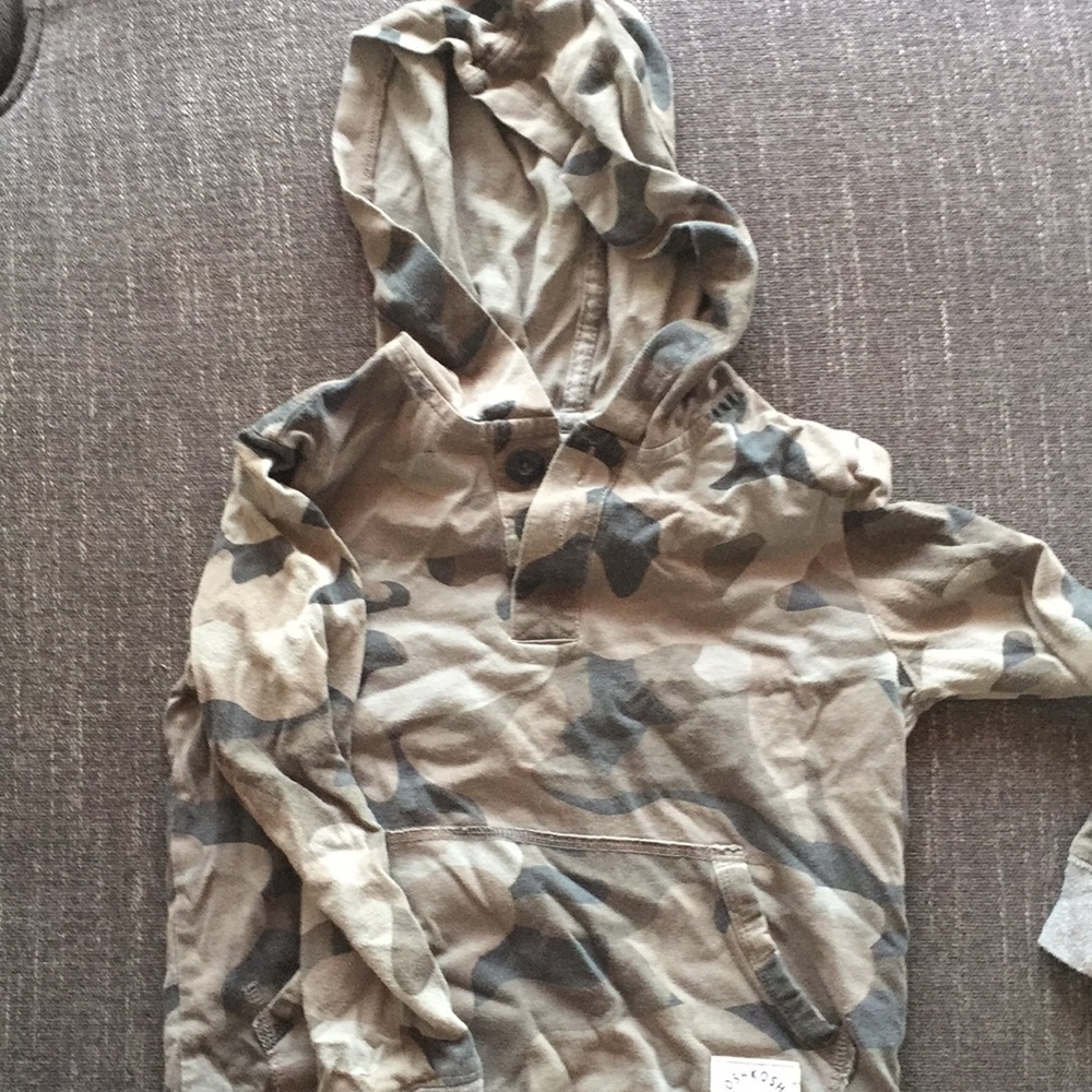 Long sleeve T-shirt